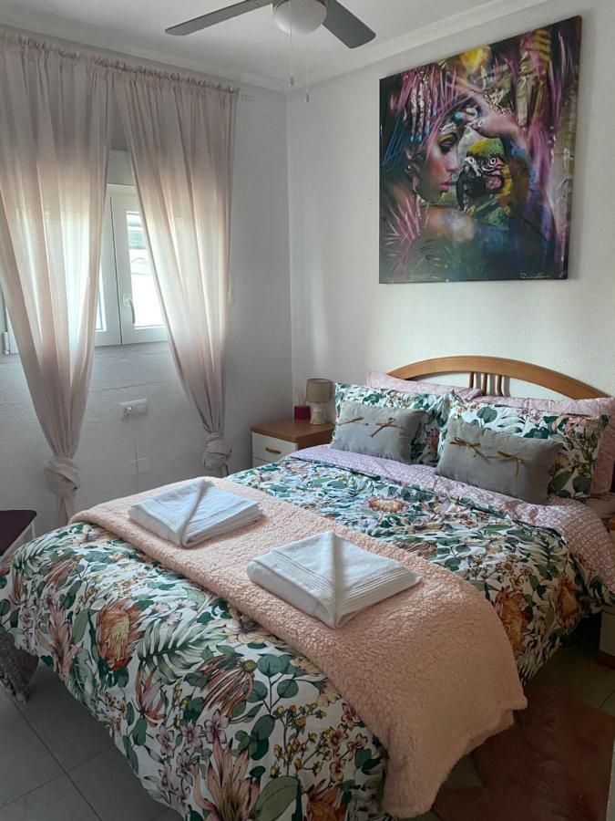 Apartamento Pod Papugami Torrevieja Exterior photo